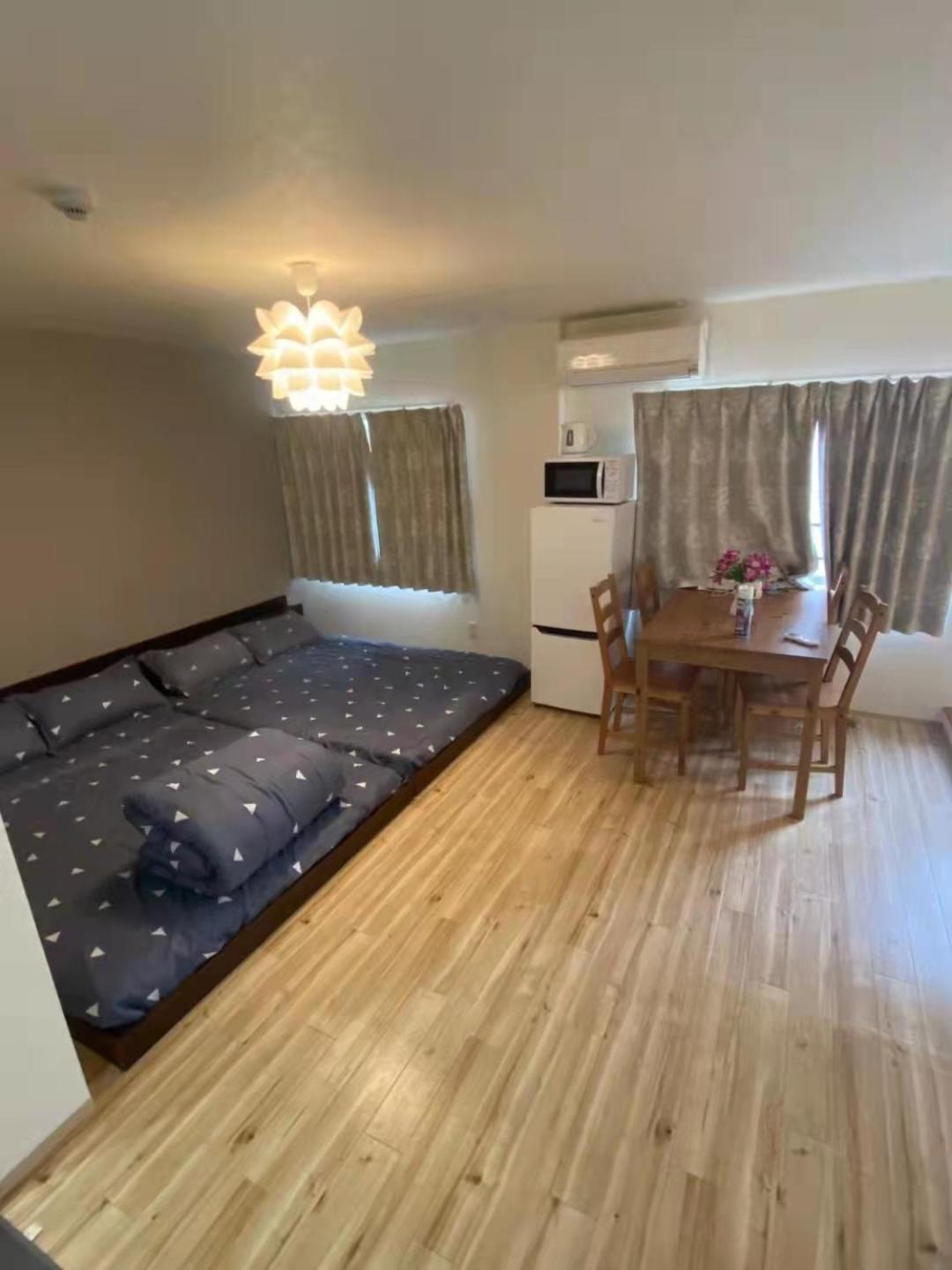 大阪魔力民泊 Apartemen *